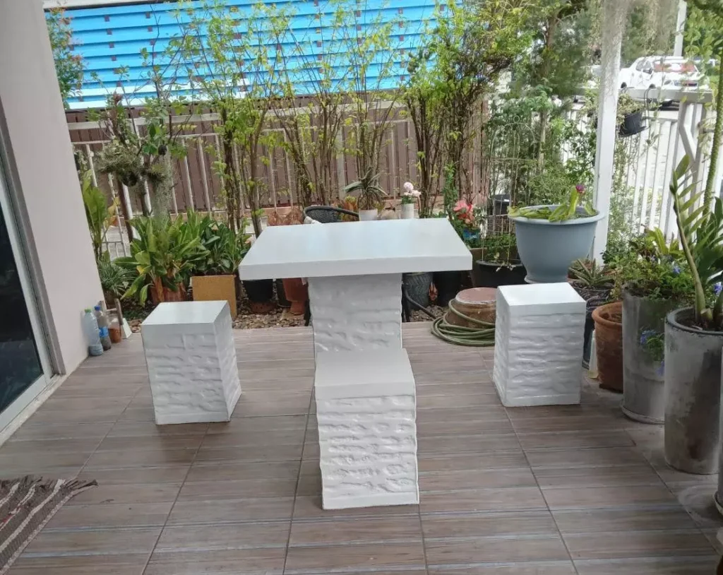 ม้าหินอ่อน โมเดิร์น